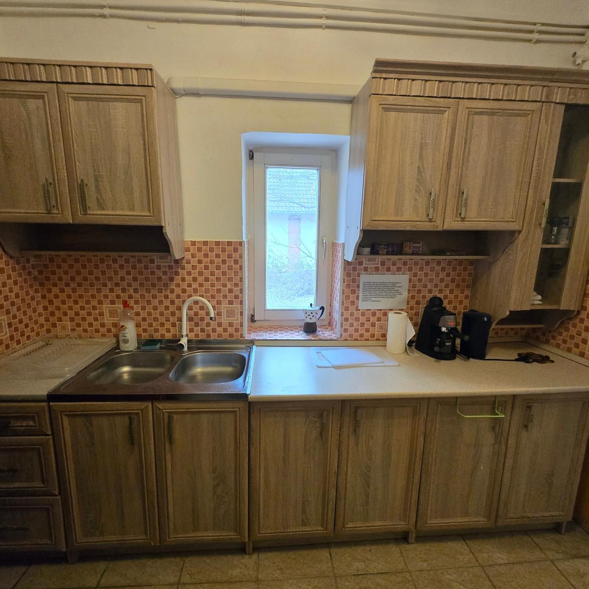 Orsi Apartman / Vendeghaz ケチケメート エクステリア 写真